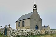 Kleine Kapelle im Innern der Insel 'Notre Dame de Bonne Esperance'